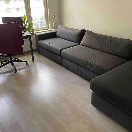 Private Double Bed Room Only With Balcony In Apartment Róterdam Exterior foto